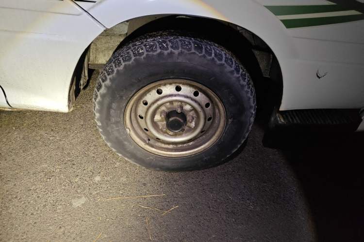 Used Jinbei Hiace 2014 2.0L 5th Generation Kuaiyunwang Business Version 4G19