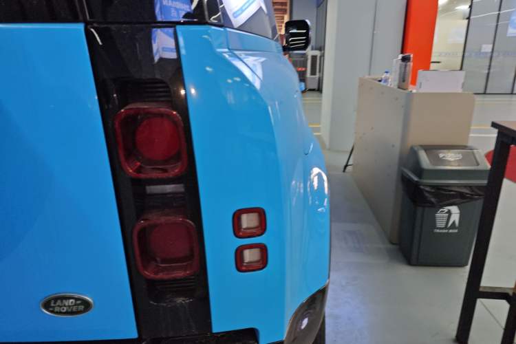 Used Land Rover Defender 2022 90 3.0T P400 XS Exterior 3