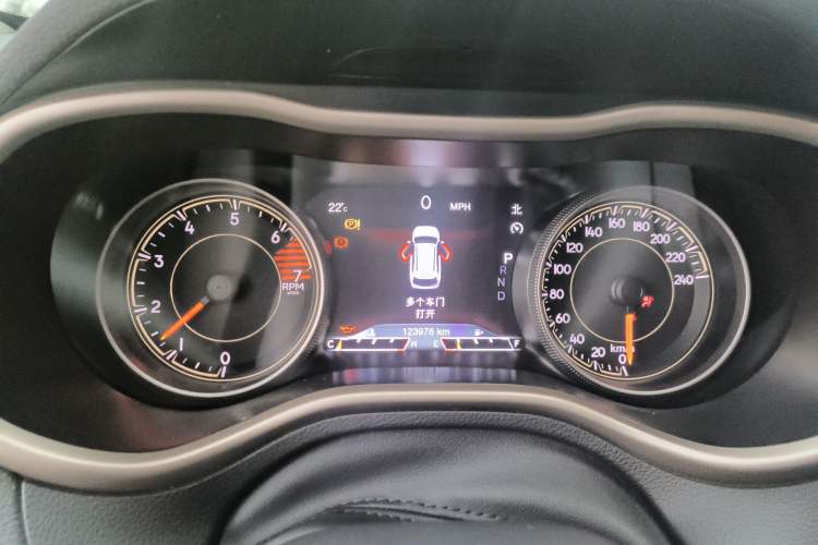 Used Jeep Cherokee 2017 2.0L Superior Edition