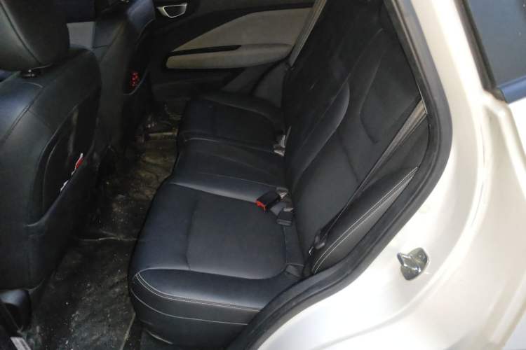 Used Wuling Alvez 2022 1.5L CVT Comfort Edition
