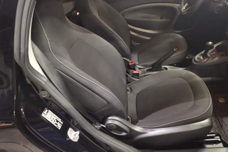 Used smart fortwo 2019 0.9T 66kW Hardtop Wind Power Edition China VI