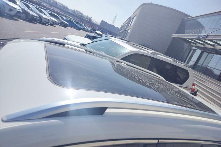 Used Volkswagen Tharu 2022 280TSI Two-Wheel-Drive Luxury Edition