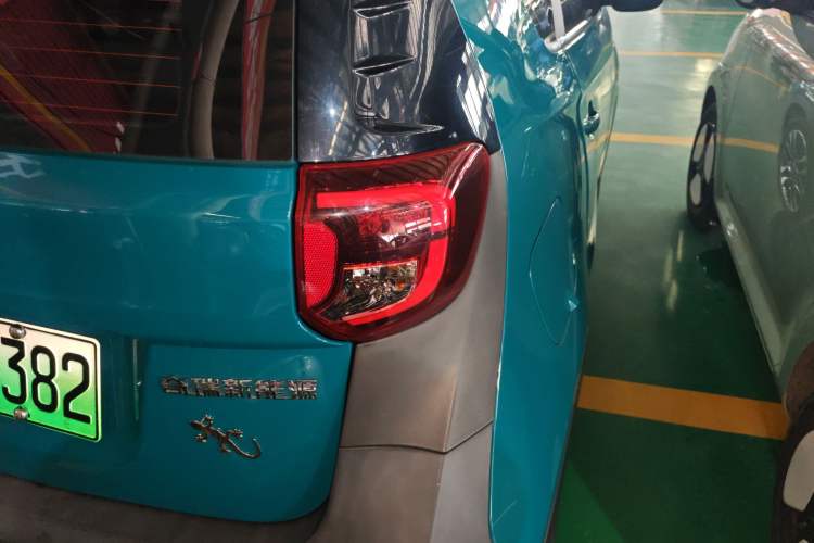 Used Chery Little Ant 2022 Updated Version Sweet Pink Edition Full Sugar Version Lithium Iron Phosphate 30.7 kWh 30 kW 301 km Exterior 3