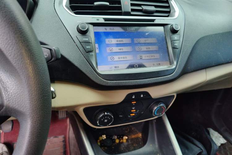 Used Ford Escort 2015 1.5L Manual Comfort Model Audio And AC Panel