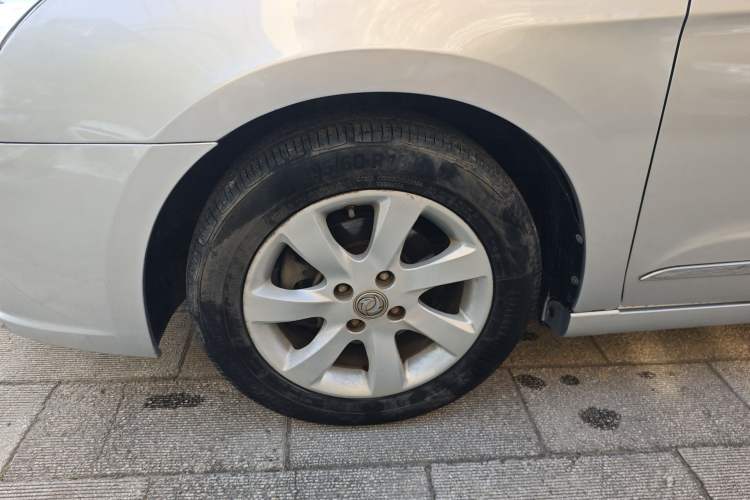 Used Dongfeng Aeolus A60 2014 2.0L CVT Tech Version