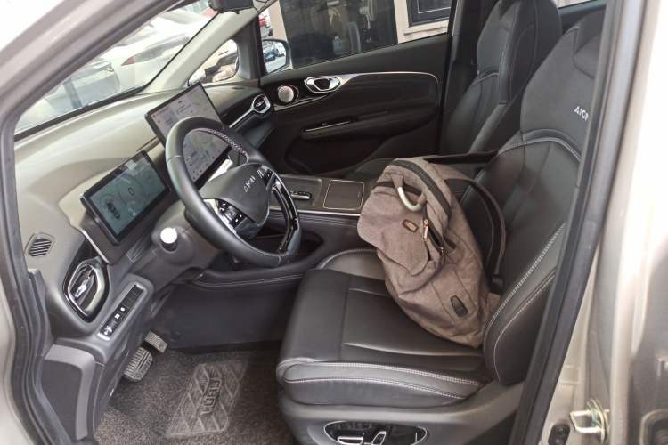 Used AION V 2024 Plus 70 Star Edition Lithium Iron Phosphate
