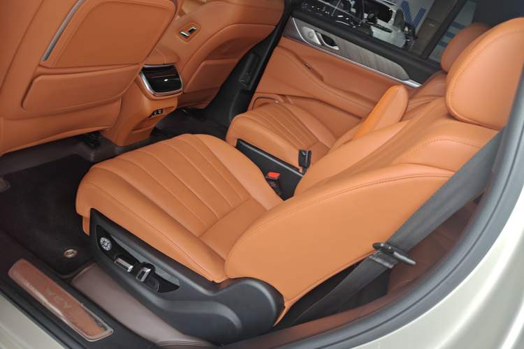 Used Wey Lanshan 2023 Four-Wheel Drive Ultra-Long Range Version
