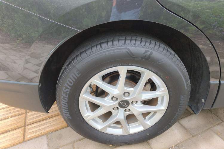 Used Chevrolet Equinox 2021 535T Yujie Edition Right Rear Wheel Hub