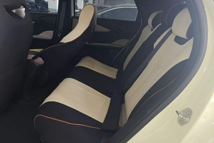 Used BYD Dolphin 2023 420 km Fashion Edition
