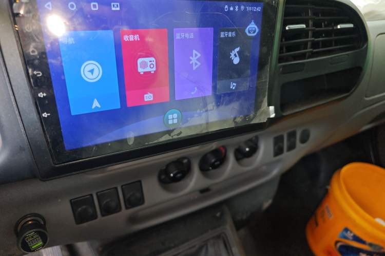 Used JMC Transit 2017 2.8T Commercial Version Short Wheelbase Mid-Roof 6/7/8-Seater JX493 Audio And AC Panel