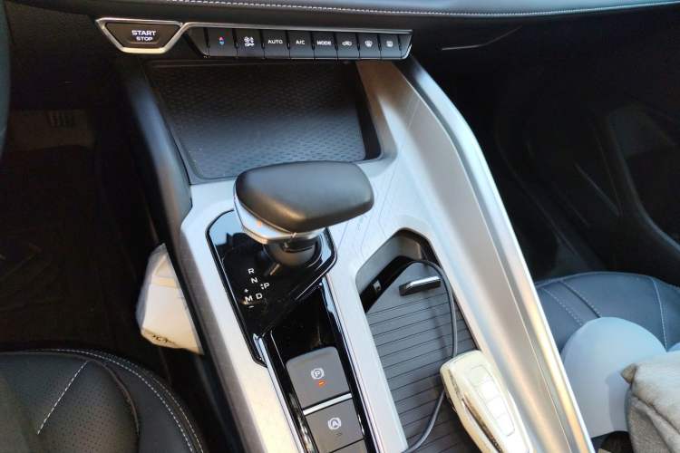 Used Geely Auto Preface 2025 Dongfang Yao 1.5TD Kunlun Edition
