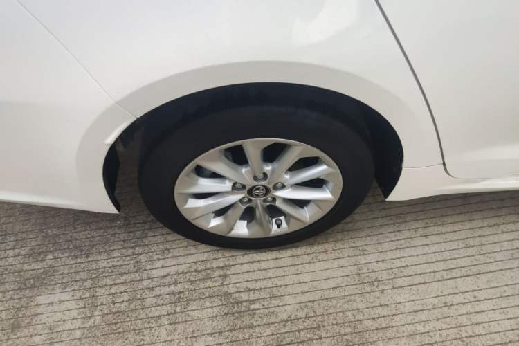 Used Toyota Corolla 2021 Dual-Motor 1.8L E-CVT Elite Edition Right Rear Wheel Hub