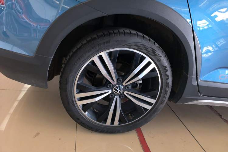 Used Volkswagen Touran 2022 Volkswagen Touran L 280TSI DSG Boundary Edition 7 Seats
