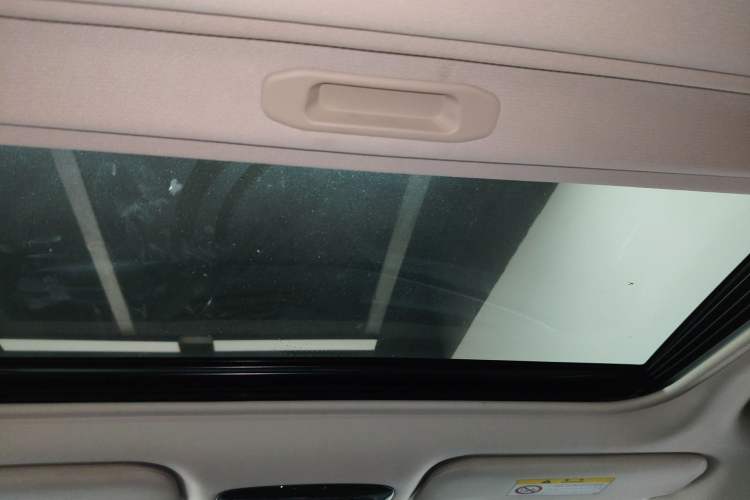 Used Toyota Camry 2024 Dual-Motor 2.0 HGVP Luxury Edition
