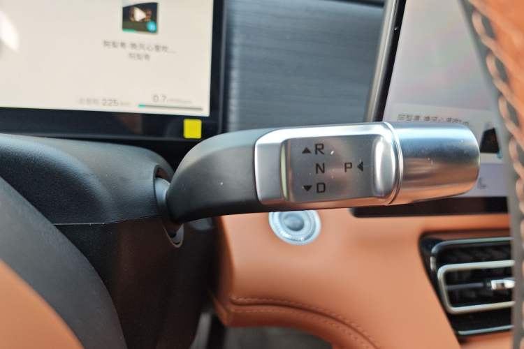 Used JETOUR X70L 2026 Model—2.0TD Automatic Elite, 7-seater
