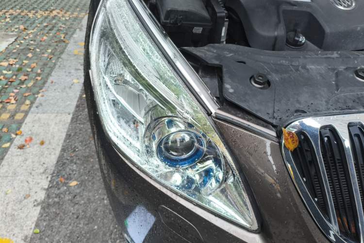 Used Buick GL8 2011 3.0L XT Luxury Business Flagship Edition Right Front Headlight