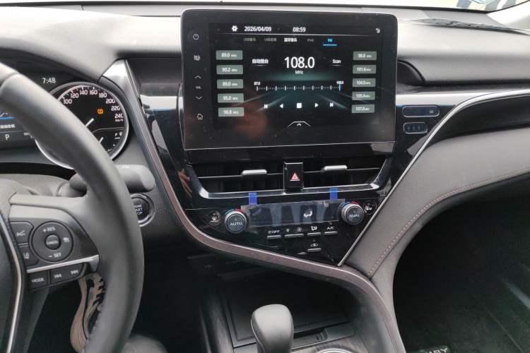 Used Toyota Camry 2021 2.0G Luxury Edition Audio And AC Panel