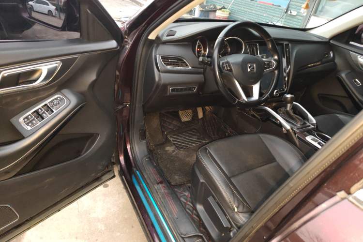 Used Zotye SR7 2017 1.5T CVT Cube Heart Edition
