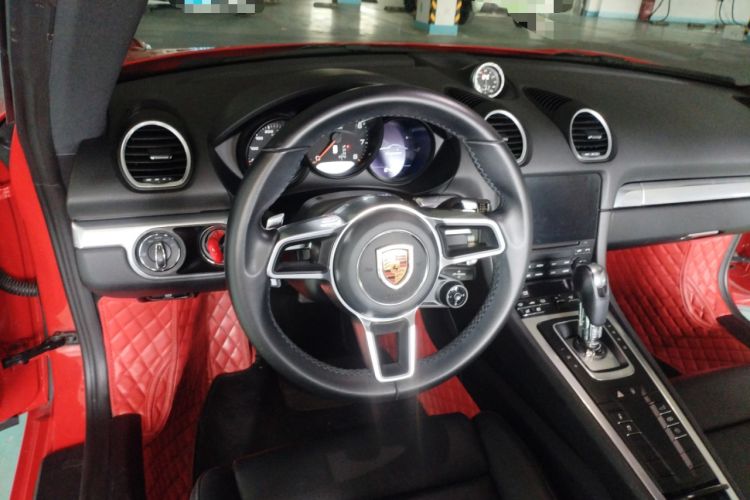 Used Porsche 718 2018 Cayman 2.0T
