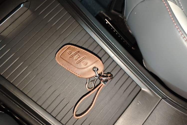 Used MG 4 EV 2023 415 km Range Sea-Faring Champion Edition Interior 1