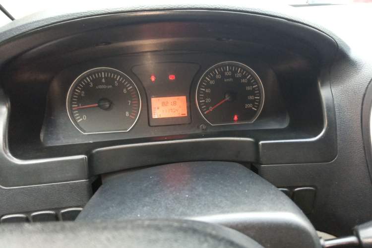 Used FORTHING Lingzhi 2016 V3 1.5L 7-Seater Standard Model China V Emission Standard