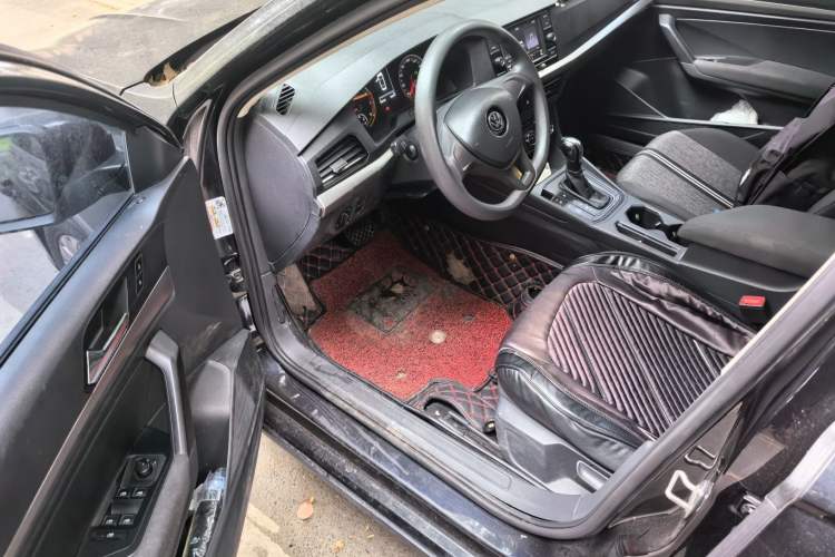 Used Volkswagen Lavida 2018 1.5L Automatic Fashion Edition China V Standard Driver Seat