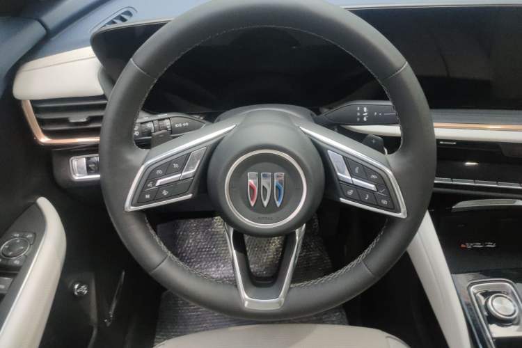 Used Buick Envision 2024 Encore Plus AWD Avenir
