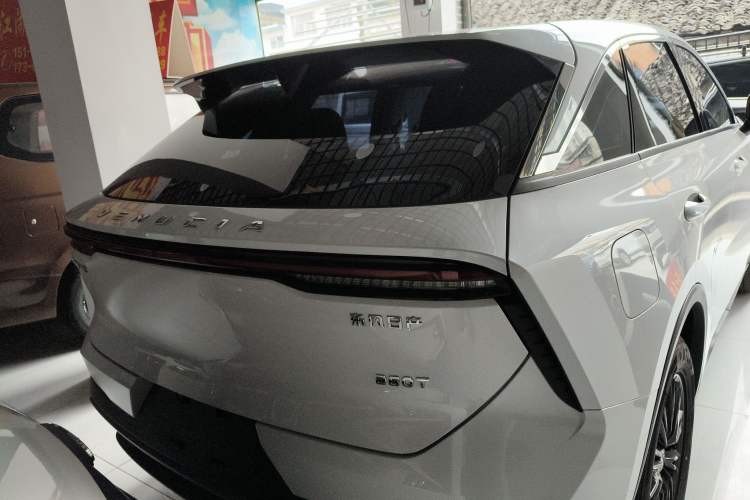 Used Venucia V 2023 260T Idol Edition Pro