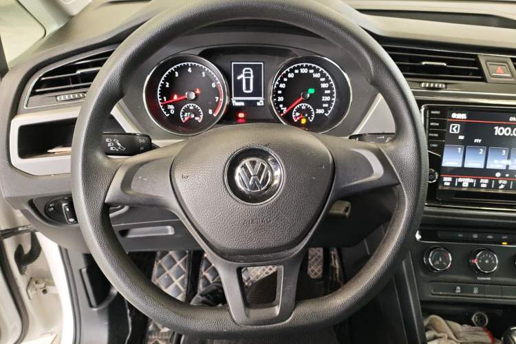 Used Volkswagen Touran 2016 Touran L 280TSI DSG Style Edition