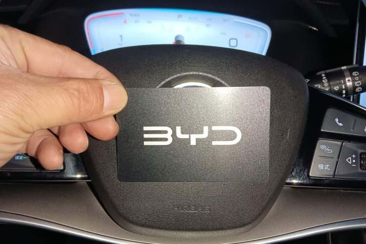 Used BYD Tang New Energy 2023 DM-i Champion Edition 112KM Prestige Model Vehicle Key