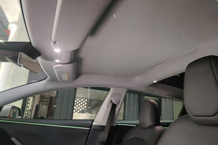 Used Tesla Model 3 2023 Long-Range All-Wheel-Drive Version