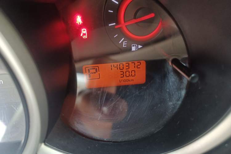 Used Nissan Sylphy 2009 1.6XE Automatic Comfort Edition Odometer Close Up