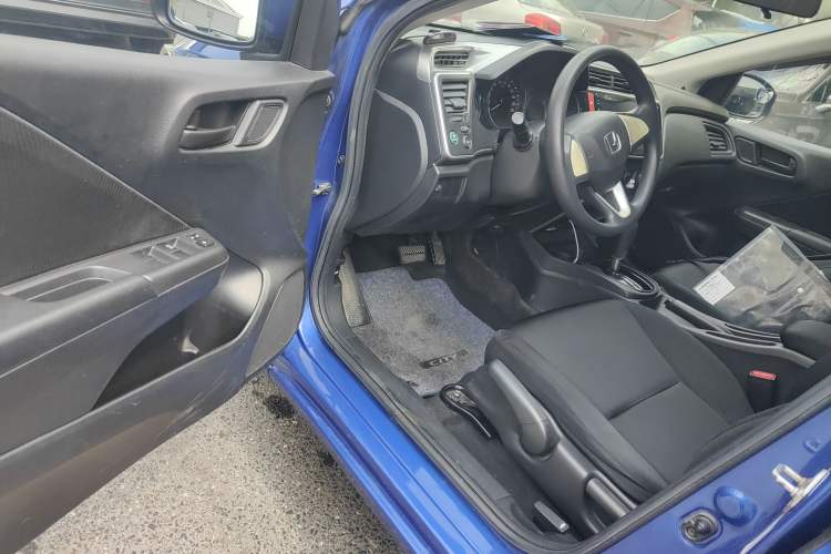 Used Honda City 2017 1.5L CVT Elite Edition Driver Seat