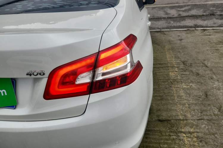 Used Peugeot 408 2014 1.8L Automatic Luxury Edition
