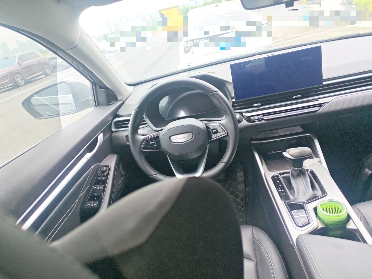 Geely Auto Emgrand 2025 4th Generation 1.5L CVT Luxury Version — снимка 9