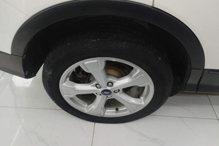 Used Ford Kuga 2017 EcoBoost 180 Two-Wheel-Drive Platinum Edition