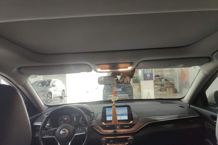 Used Nissan Teana 2021 2.0T XL Smart Upgrade Edition Headliner