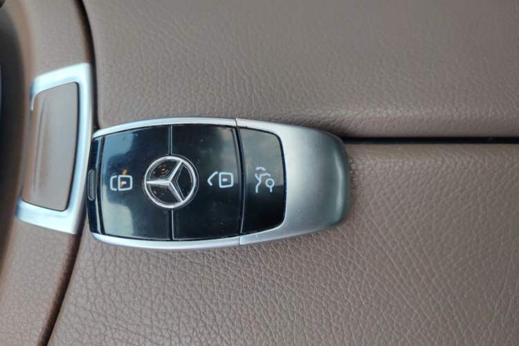 Used Mercedes-Benz E-Class 2016 E 200 L Sport Edition
