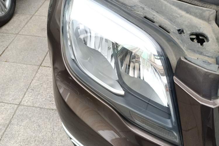 Used Mercedes-Benz GLK-Class 2013 GLK 300 4MATIC Dynamic Sunroof Model
