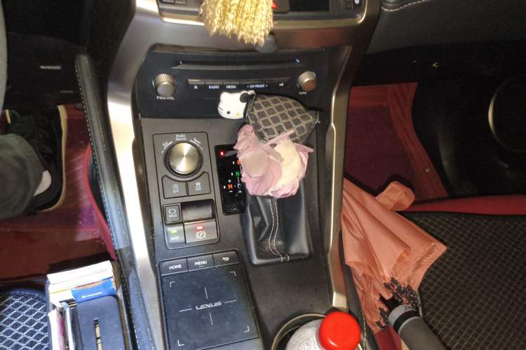 Used Lexus NX 2018 300 Front-Drive Freeline Edition Gear Lever