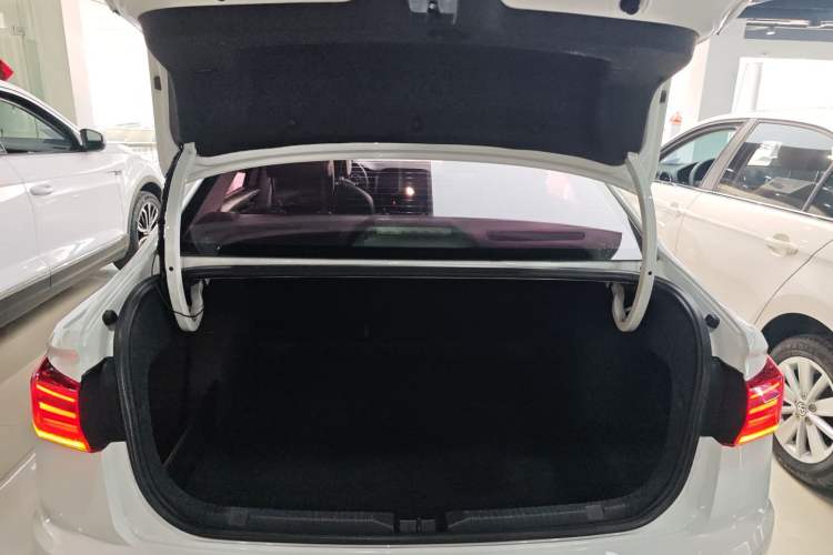 Used Volkswagen Bora 2019 1.5L Automatic Comfort Model Trunk