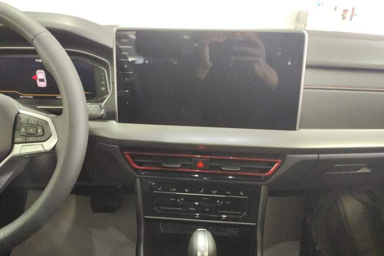 Used Volkswagen Lavida 2024 300TSI DSG Starry Sky Leading Edition Audio And AC Panel