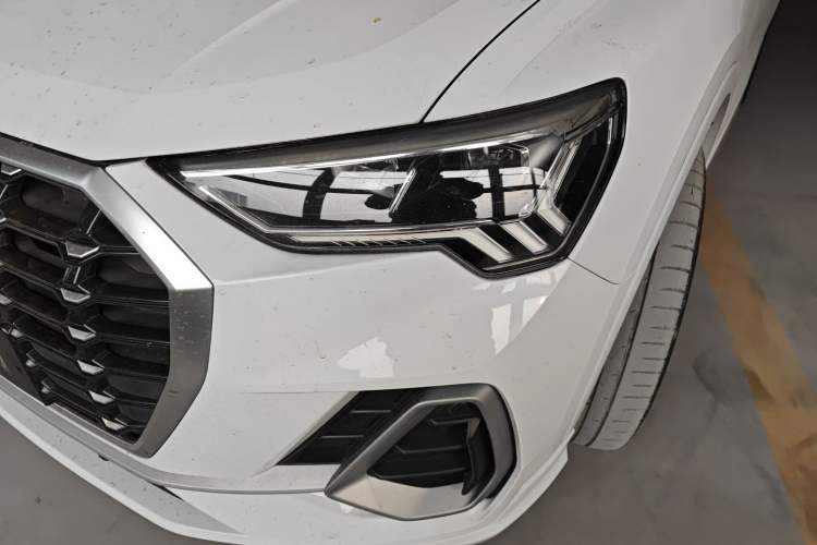 Used Audi Q3 2020 40 TFSI Fashion Dynamic Model