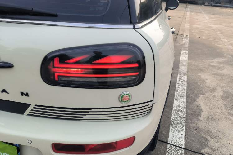 Used MINI Clubman 2016 Revised 1.5T COOPER Right Rear Taillight