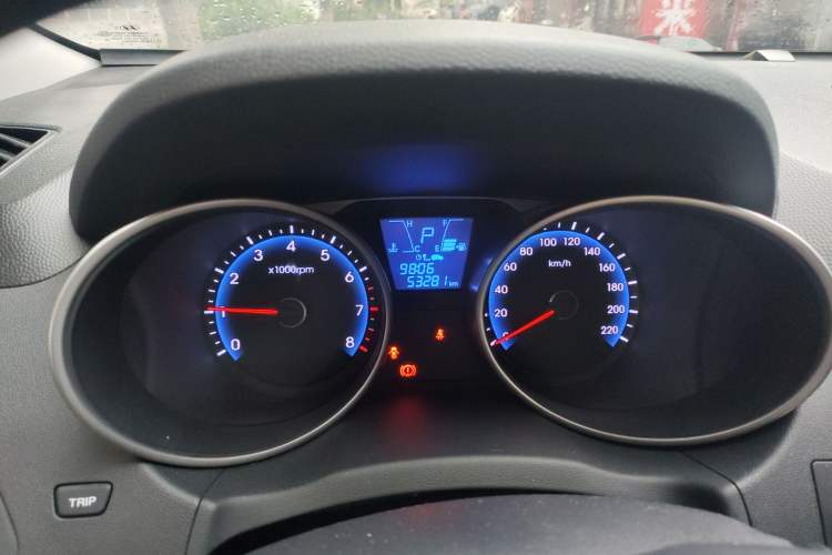 Used Hyundai ix35 2015 2.0L Automatic 2WD Smart Type China IV