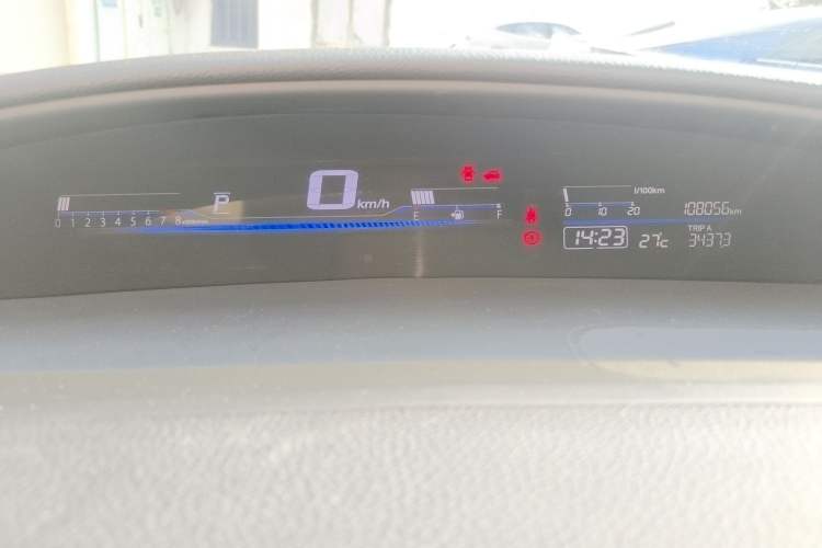 Used Honda Jade 2017 1.8L automatic Comfort version 6 seats