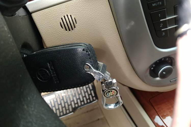 Used Buick Excelle 2013 1.5L Automatic Luxury Model Vehicle Key