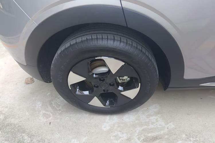 Used Geely Galaxy Geome 2025 UP 410km Exploration Edition
