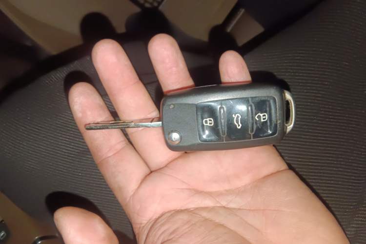 Used Volkswagen Bora 2014 1.6L Automatic Comfort Model Vehicle Key