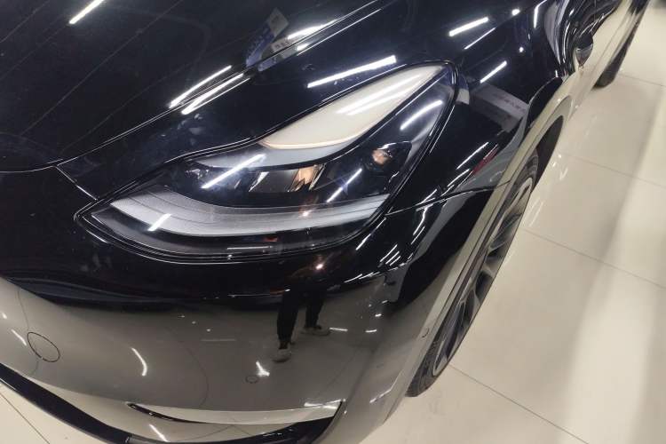 Used Tesla Model Y 2021 Standard Range Rear-Wheel Drive Version